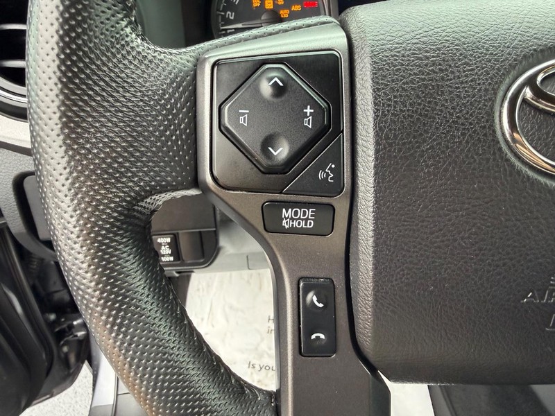 Toyota Tacoma 4WD Vehicle Image 13
