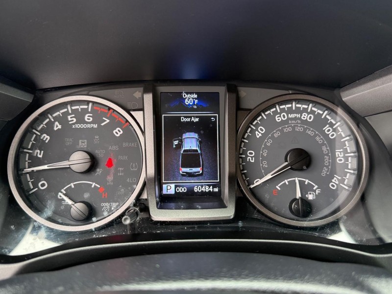 Toyota Tacoma 4WD Vehicle Image 21
