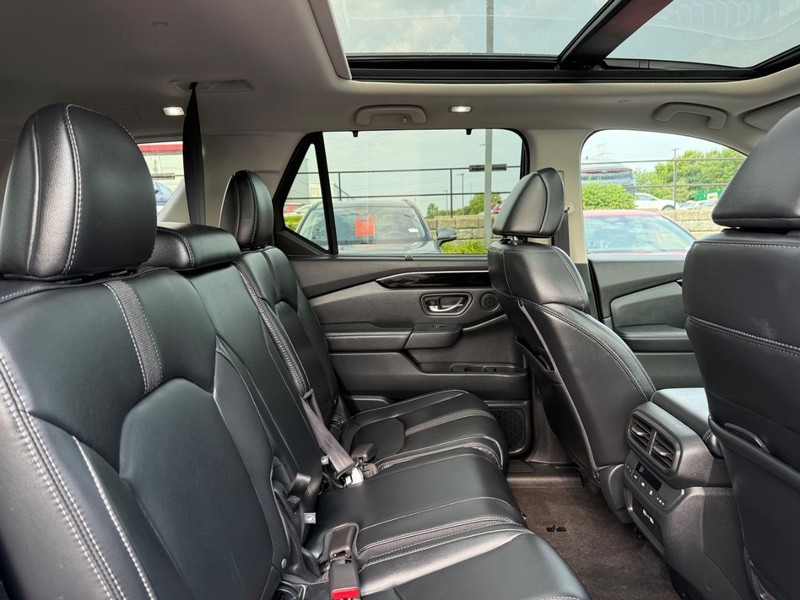 Honda Pilot Vehicle Image 11