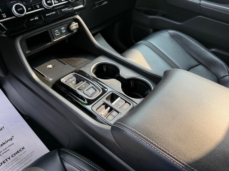 Honda Pilot Vehicle Image 23