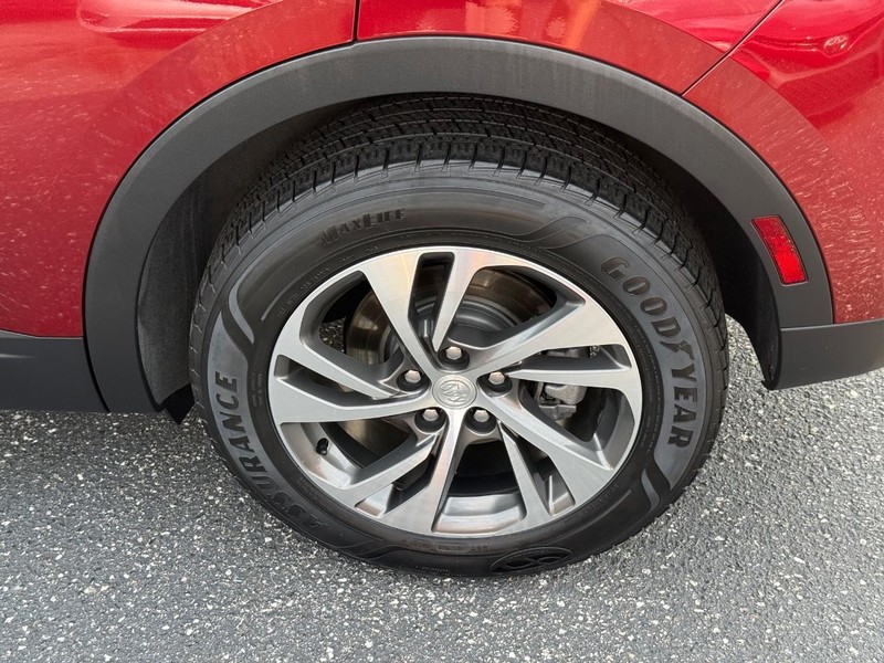 Buick Envision Vehicle Full-screen Gallery Image 06