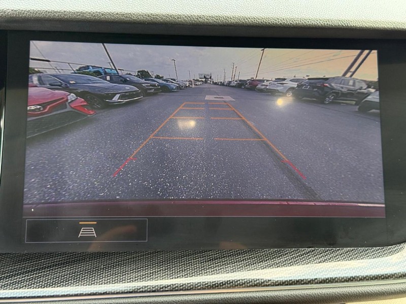 Buick Envision Vehicle Full-screen Gallery Image 19