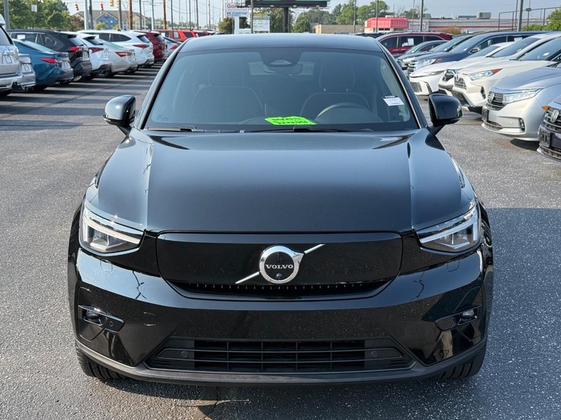 Volvo C40 Recharge Pure Electric Vehicle Image 10