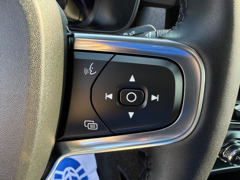 Volvo C40 Recharge Pure Electric Vehicle Image 15
