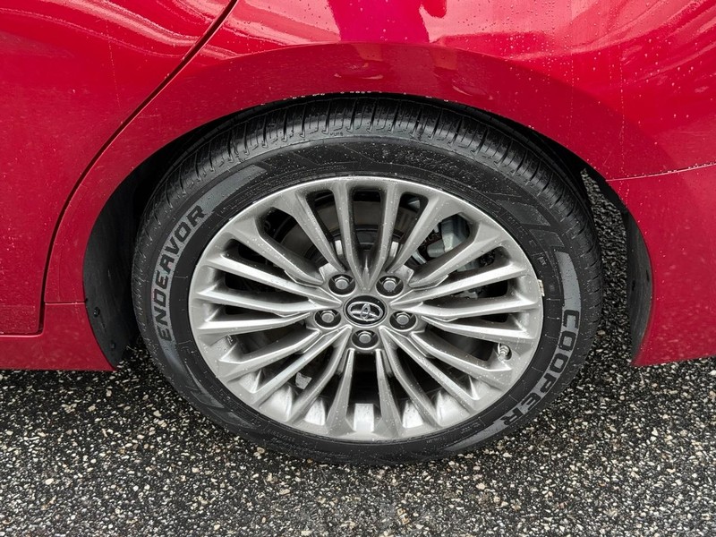Toyota Avalon Vehicle Image 06