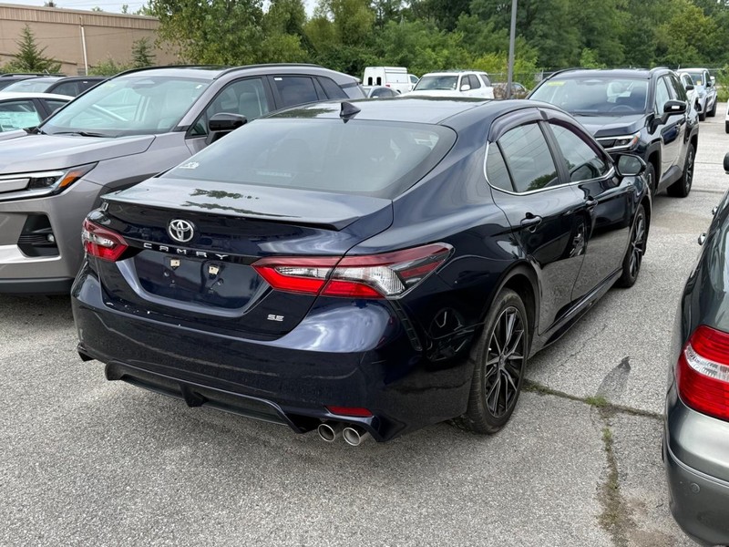 Toyota Camry Vehicle Image 04