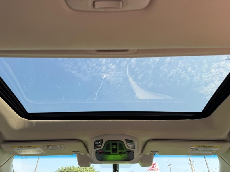 Subaru Outback Vehicle Image 12