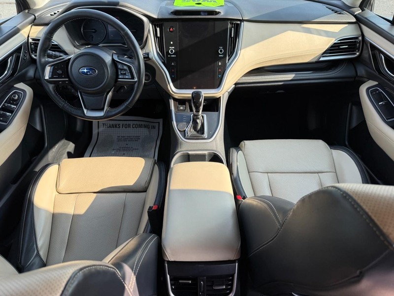 Subaru Outback Vehicle Image 13