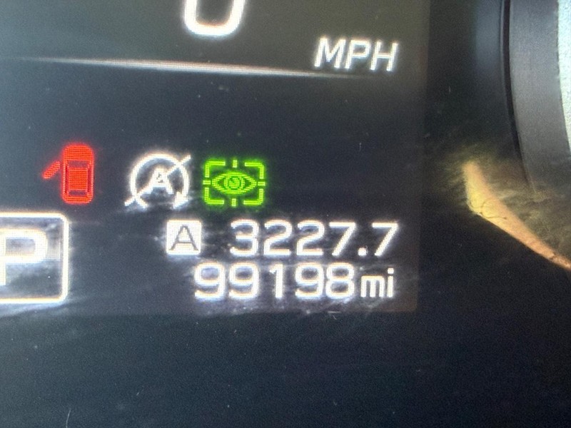 Subaru Outback Vehicle Image 24