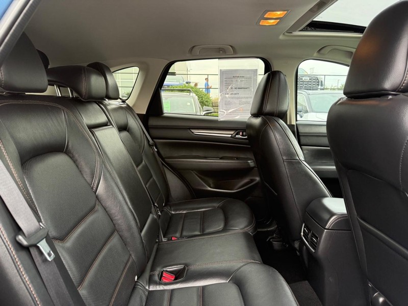 Mazda CX-5 Vehicle Image 11