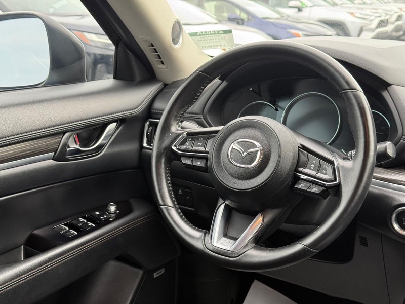 Mazda CX-5 Vehicle Image 14
