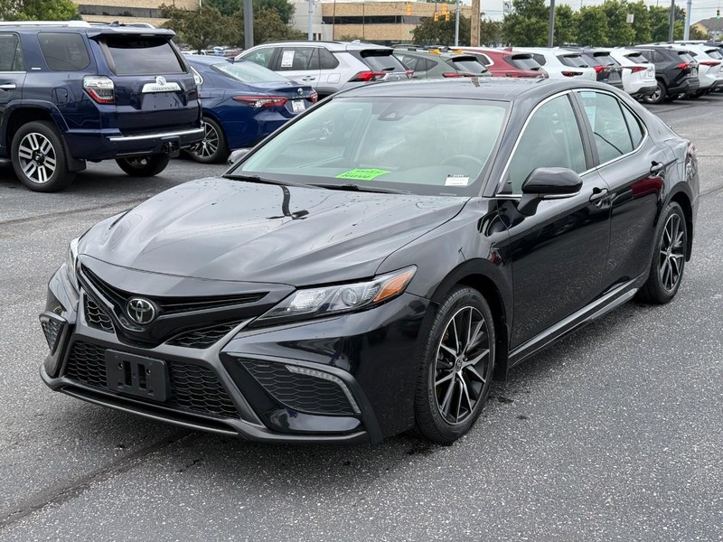 Toyota Camry Vehicle Image 08