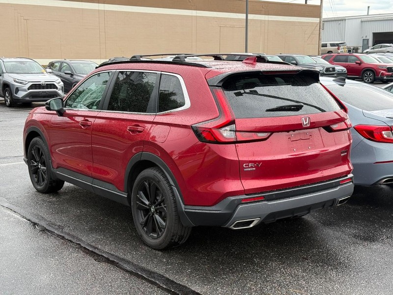 Honda CR-V Hybrid Vehicle Image 03