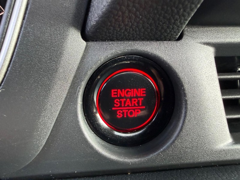 Honda Pilot Vehicle Image 18