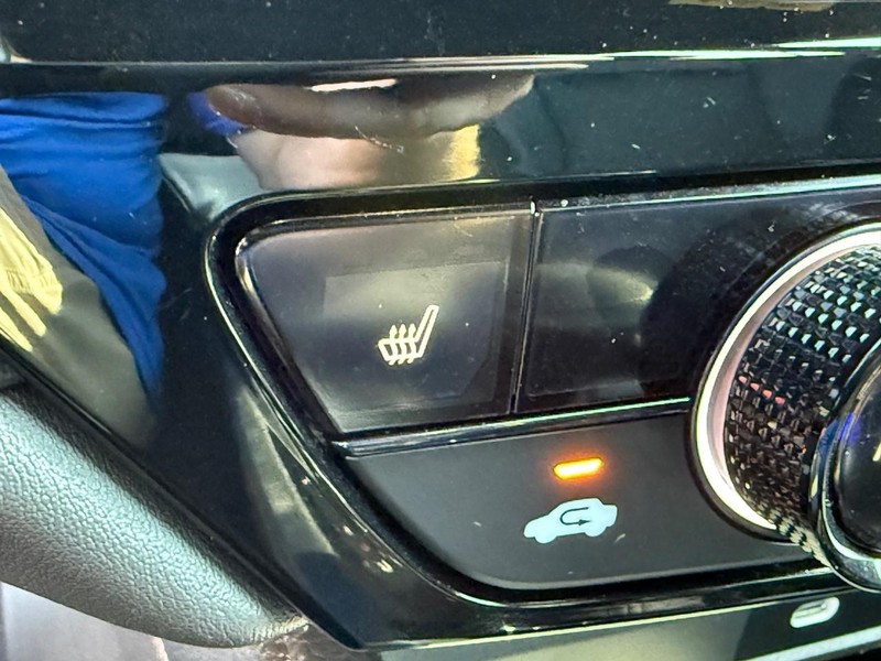 Honda Accord Hybrid Vehicle Full-screen Gallery Image 17