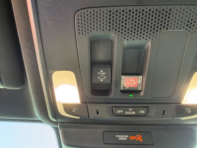 Honda Accord Hybrid Vehicle Full-screen Gallery Image 23
