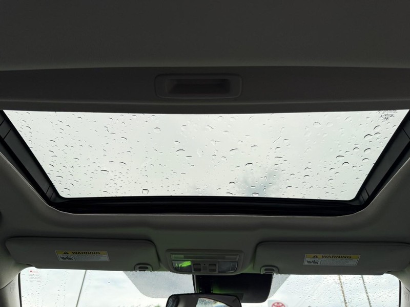Honda Civic Sedan Vehicle Image 11