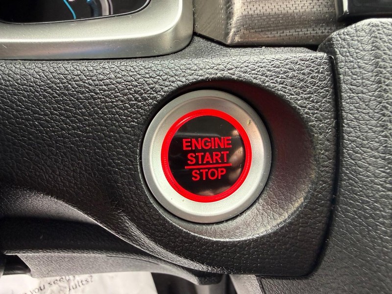 Honda Civic Sedan Vehicle Image 16