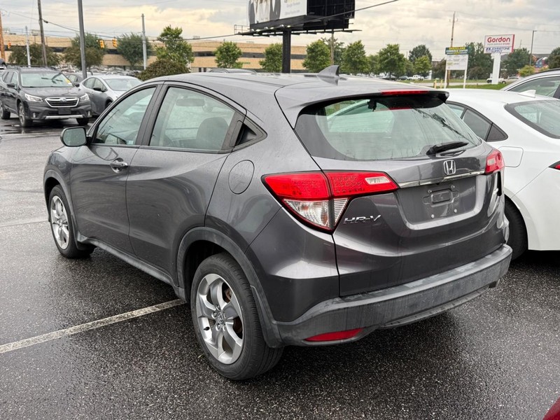 Honda HR-V Vehicle Image 03