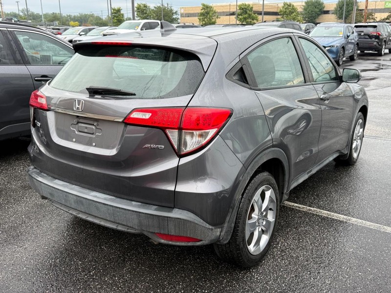 Honda HR-V Vehicle Image 04