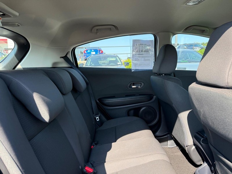 Honda HR-V Vehicle Image 10