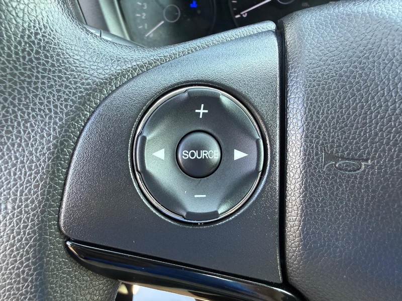 Honda HR-V Vehicle Image 13