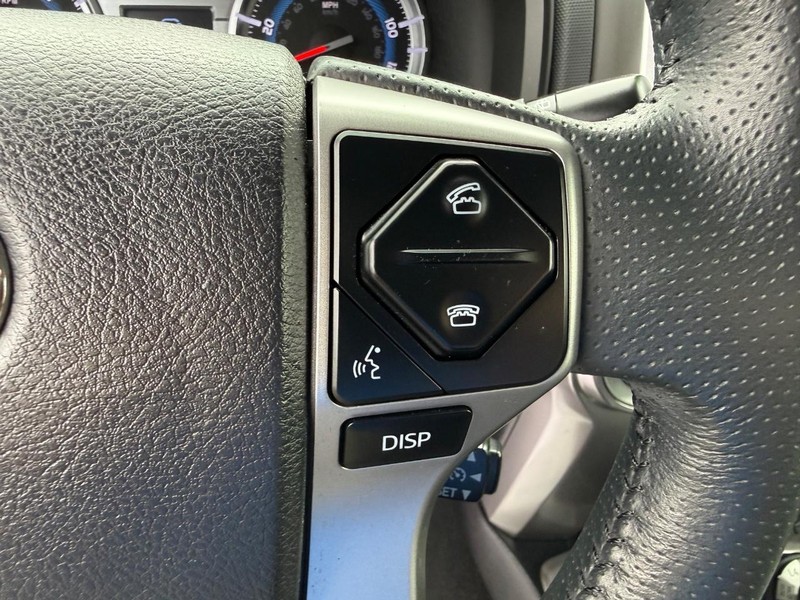 Toyota 4Runner Vehicle Image 14