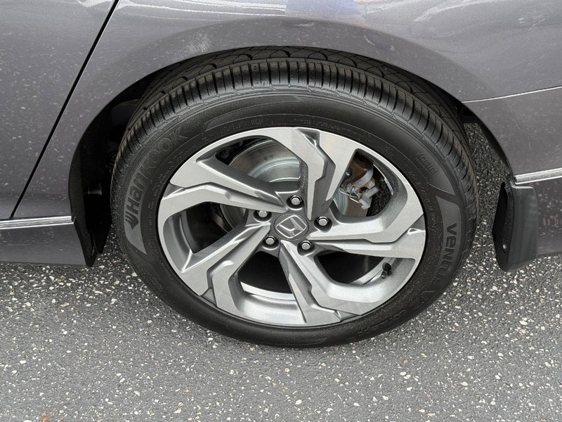 Honda Accord Sedan Vehicle Image 06