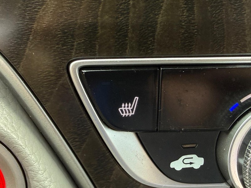 Honda Accord Sedan Vehicle Image 17