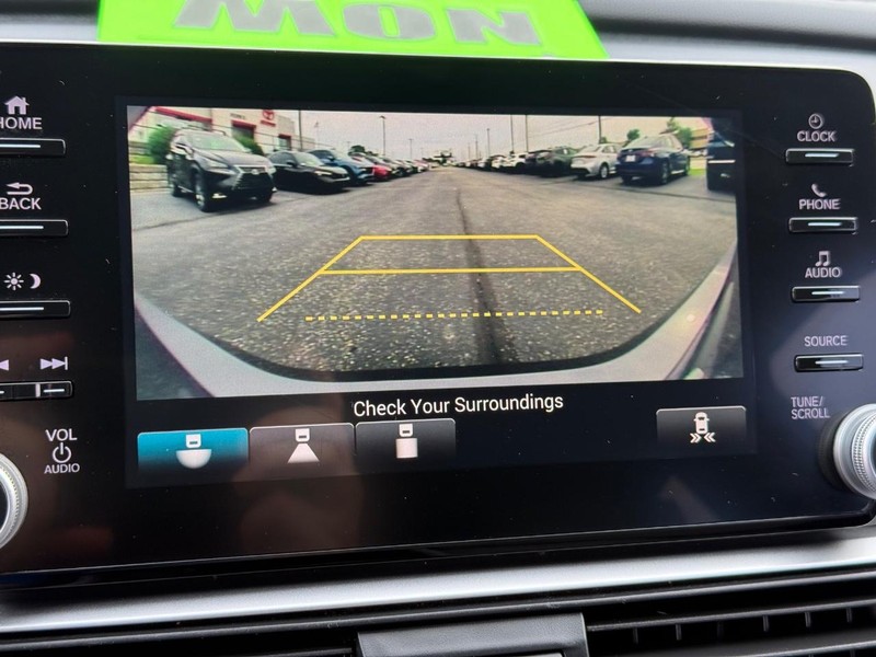 Honda Accord Sedan Vehicle Image 19