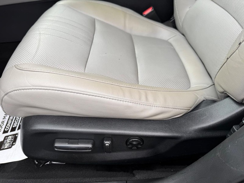 Honda Accord Sedan Vehicle Image 27