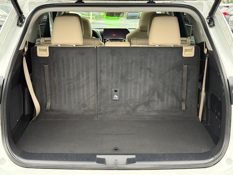 Toyota Highlander Vehicle Image 07
