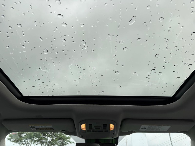 Toyota Highlander Vehicle Image 13