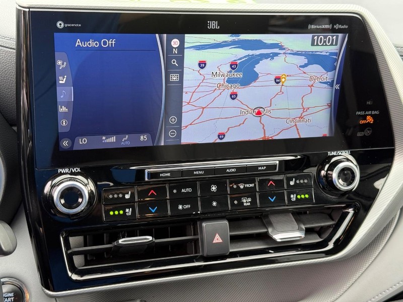 Toyota Highlander Vehicle Image 20