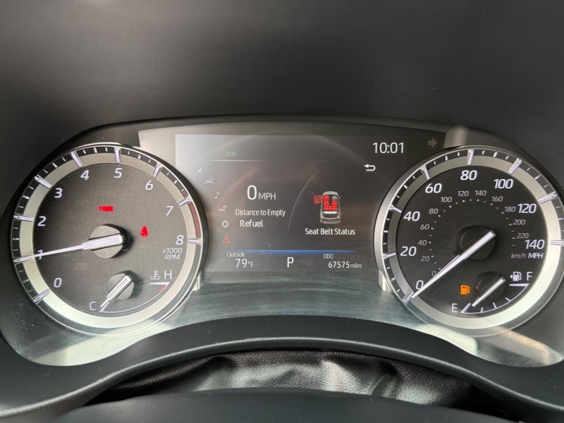 Toyota Highlander Vehicle Image 25