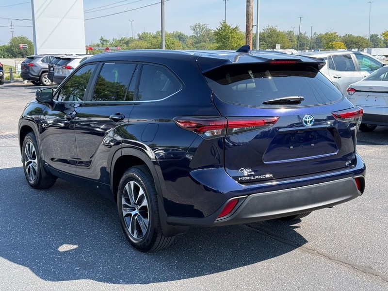 Toyota Highlander Vehicle Image 05