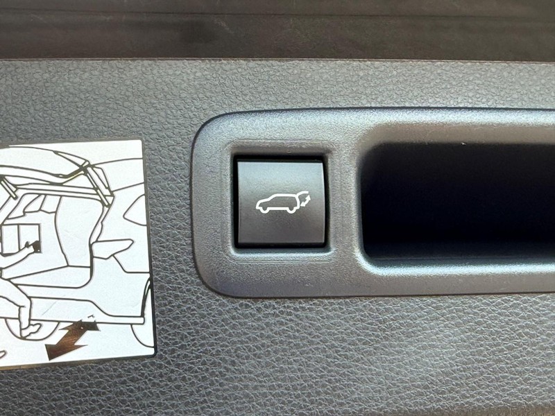 Toyota Highlander Vehicle Image 08