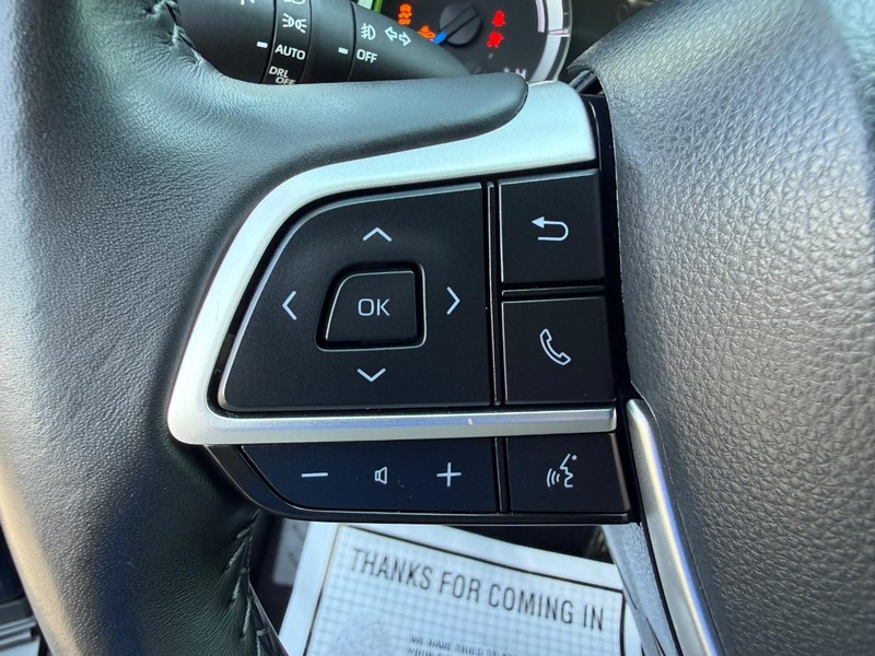 Toyota Highlander Vehicle Image 15