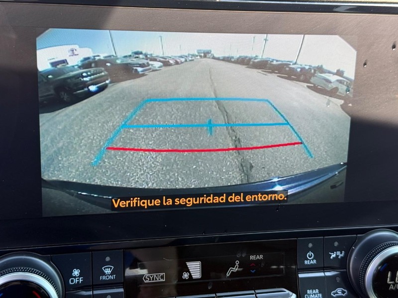 Toyota Highlander Vehicle Image 20