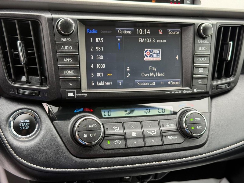 Toyota RAV4 Vehicle Image 19