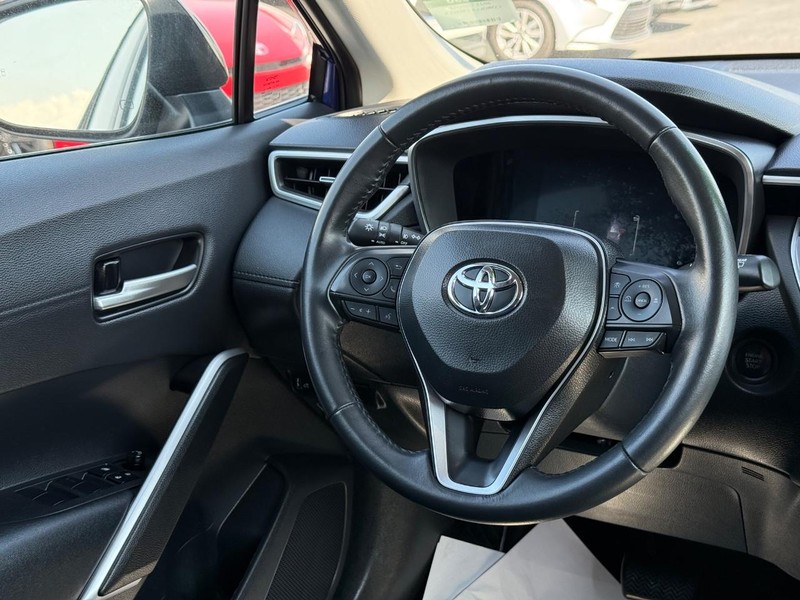 Toyota Corolla Cross Vehicle Image 12