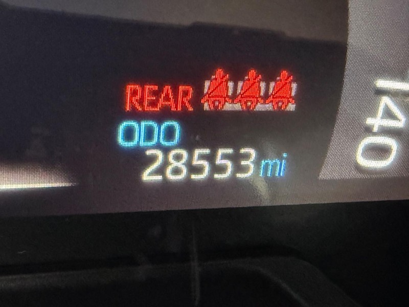 Toyota RAV4 Vehicle Image 22
