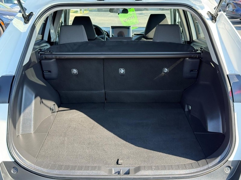 Toyota RAV4 Vehicle Image 07