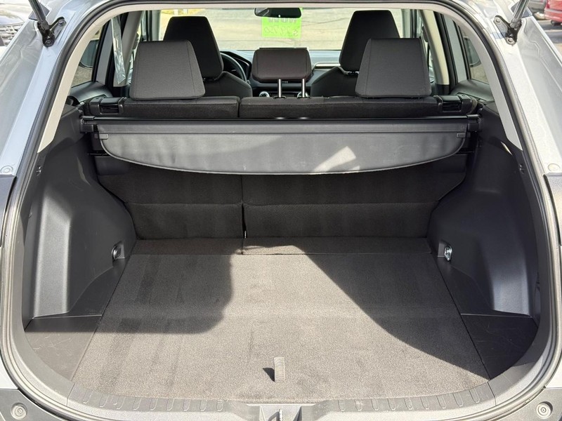Toyota RAV4 Vehicle Image 07
