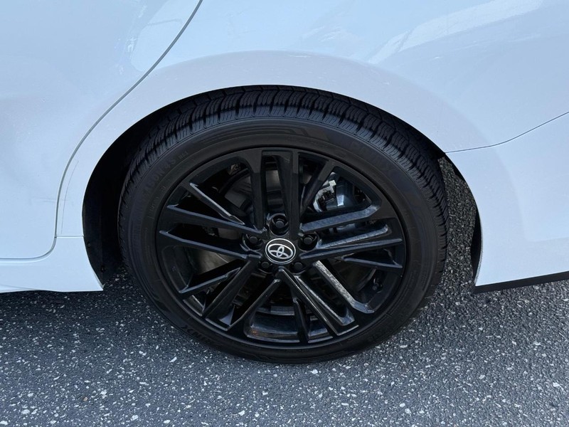 Toyota Camry Vehicle Image 07