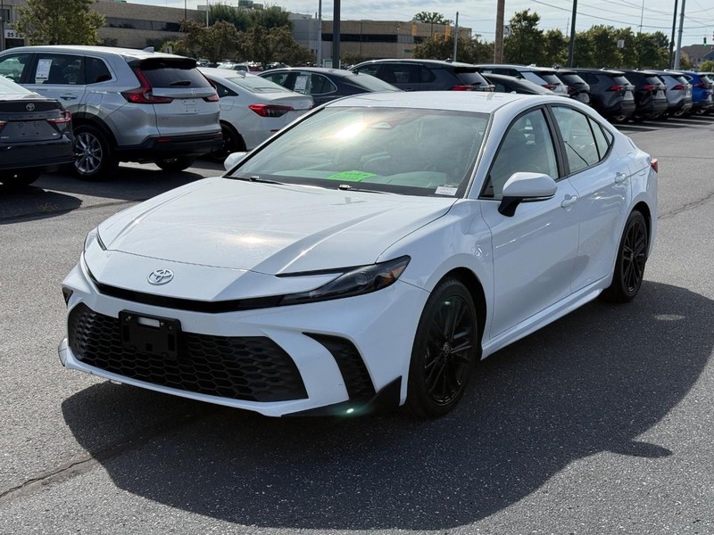 Toyota Camry Vehicle Image 08