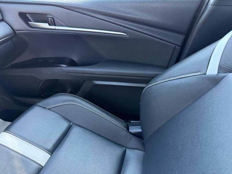 Toyota Camry Vehicle Image 19