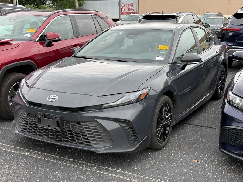 Toyota Camry Vehicle Image 02