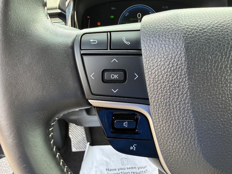 Toyota Camry Vehicle Image 13