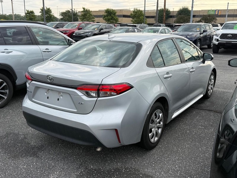 Toyota Corolla Vehicle Image 04